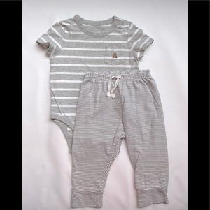 Baby GAP - bodysuit and pant set